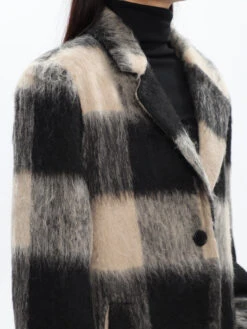 Oversized Fuzzy Checkered Overcoat With Scarf Detail -Modern Wear Shop O1CN010KOtVe1iBnZnzOMgh 2201256844375