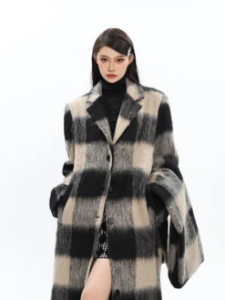 Oversized Fuzzy Checkered Overcoat With Scarf Detail -Modern Wear Shop O1CN0133bLwn1iBna27w5L3 2201256844375