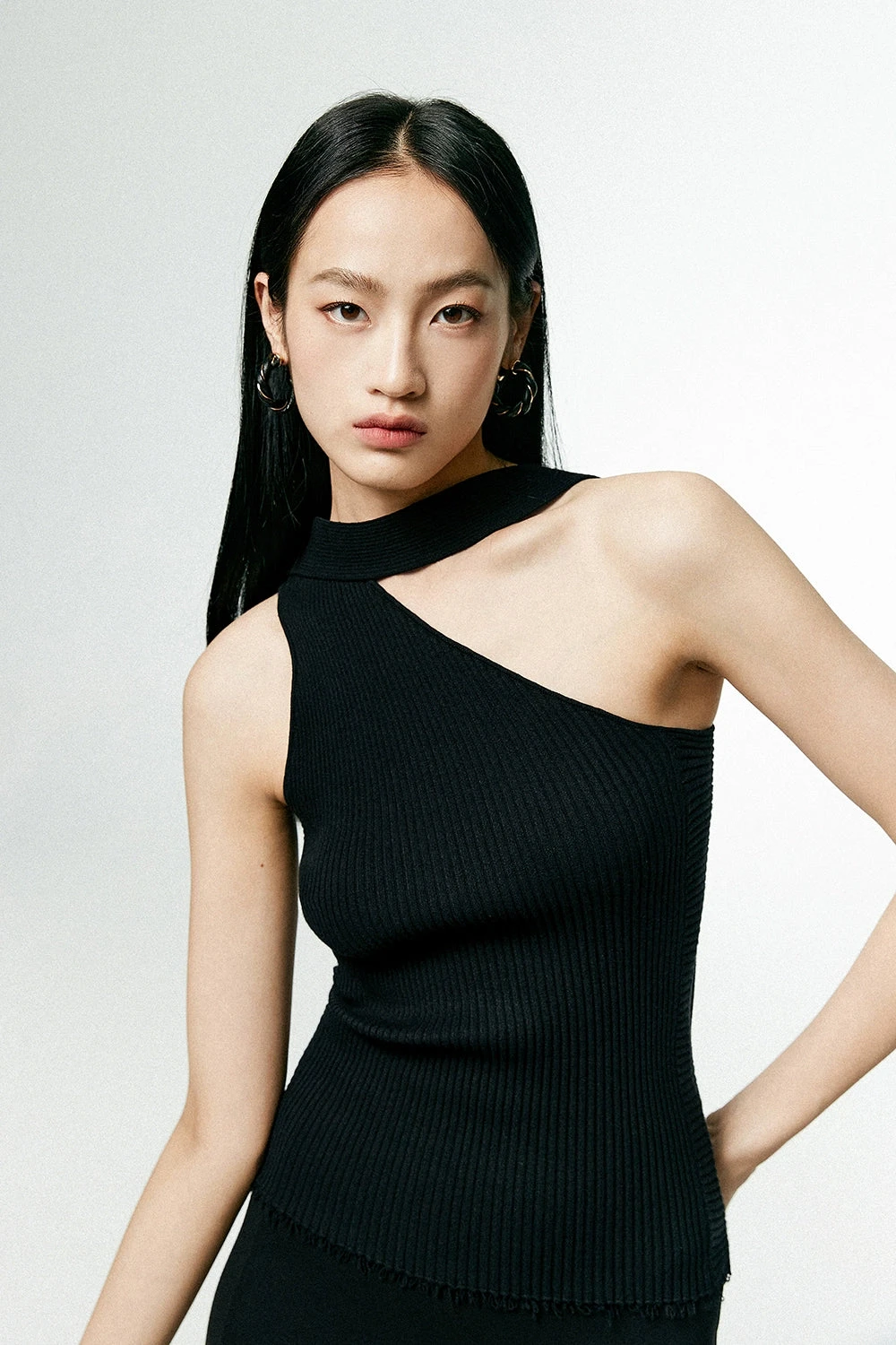 Asymmetrical Neck Sleeveless Ribbed Top 10 Asymmetrical Neck Sleeveless Ribbed Top - Image 10