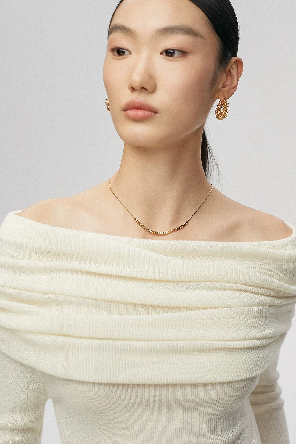 Off-Shoulder Ribbed Knit Long Sleeve Sweater Top 3 Off-Shoulder Ribbed Knit Long Sleeve Sweater Top - Image 3