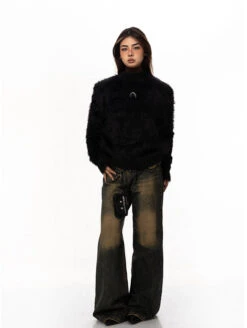 Mock Neck Faux Fur Sweater With Metal Logo Detail -Modern Wear Shop O1CN01D27eQx1xG7el0ZmUD 3911136415