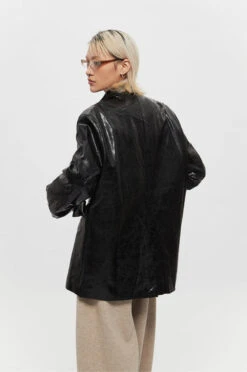 Glossy Faux Leather Oversized Blazer With Cuff Button Details -Modern Wear Shop O1CN01F2Oc2f1hmc1udMrSI 115004320