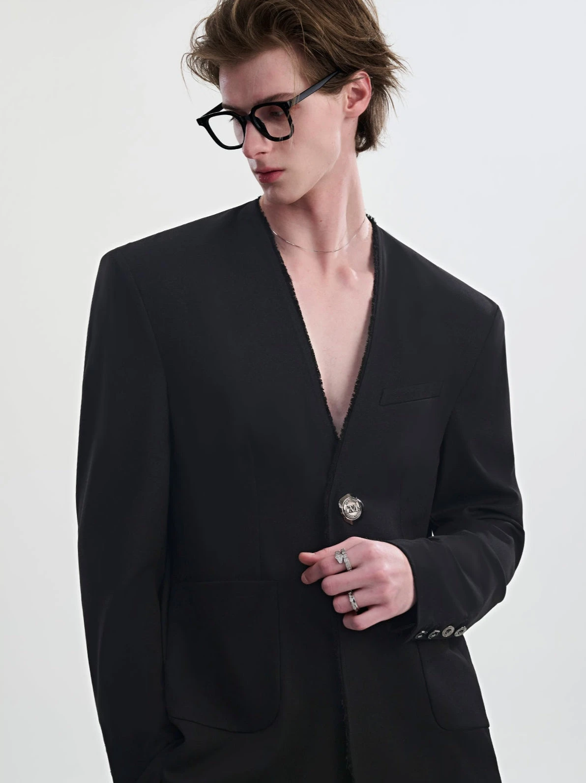 Distressed Hem Single Breasted Blazer With Patch Pockets 11 Distressed Hem Single Breasted Blazer With Patch Pockets - Image 11