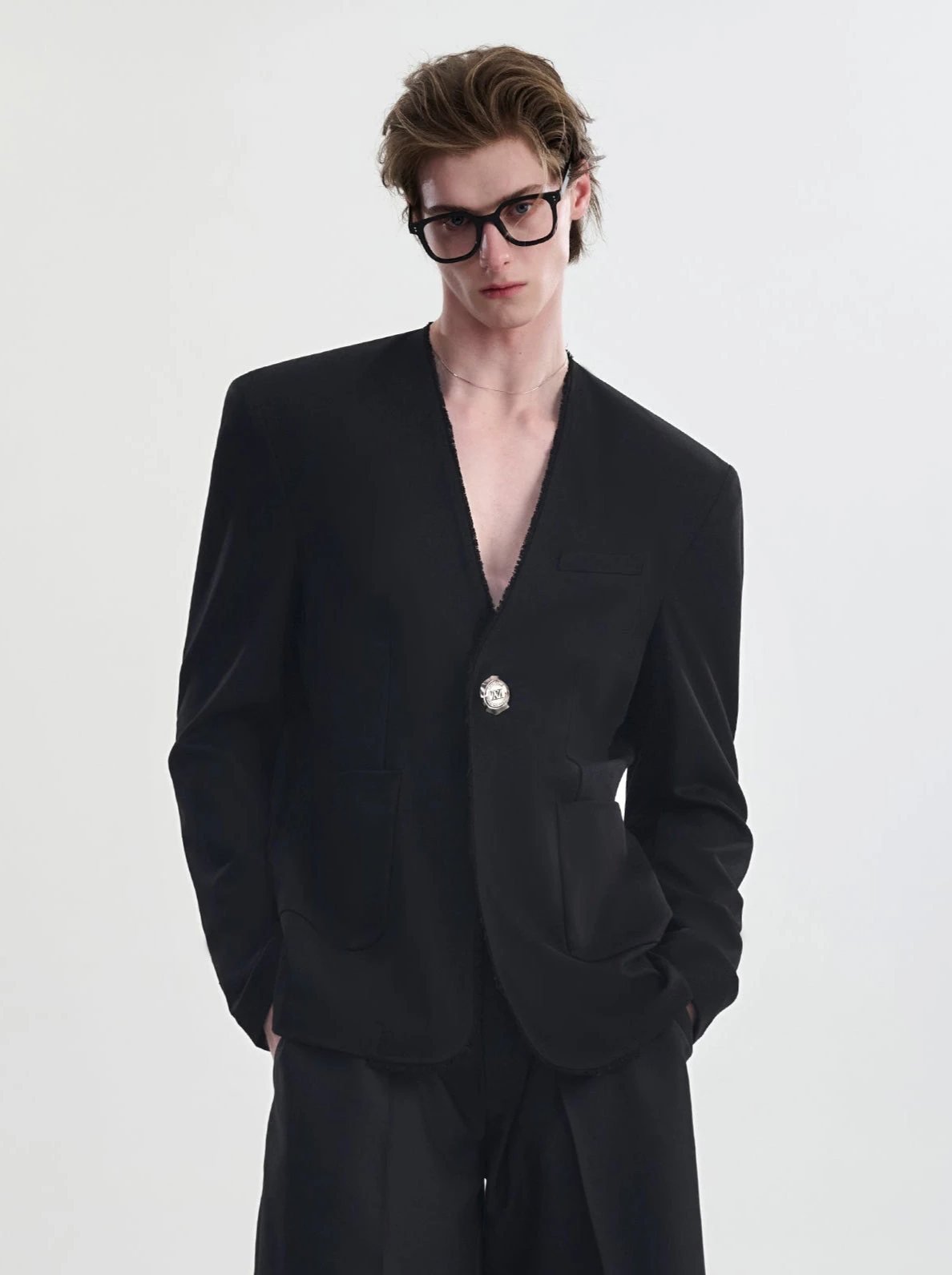 Distressed Hem Single Breasted Blazer With Patch Pockets 8 Distressed Hem Single Breasted Blazer With Patch Pockets - Image 8