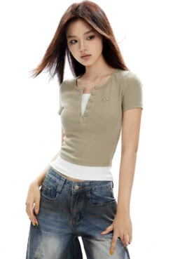 Ribbed Henley Mock Two-Piece Short Sleeve Crop Top 35 Ribbed Henley Mock Two-Piece Short Sleeve Crop Top -Modern Wear Shop O1CN01HvRFjY2NBFVUXxKCb 2200576249924