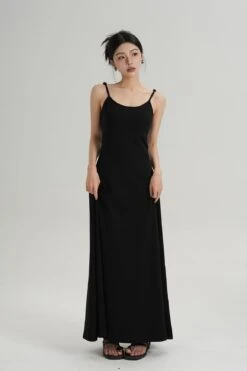 Adjustable Spaghetti Strap Maxi Dress -Modern Wear Shop O1CN01L38lF11t4RDu1oYOh 722875848