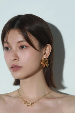 Flower Hoop Earrings -Modern Wear Shop O1CN01L9ACrn1ZPEeigtL2u 61073186