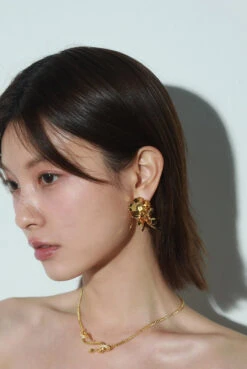 Flower Hoop Earrings -Modern Wear Shop O1CN01MqfTkM1ZPEeoolcvS 61073186