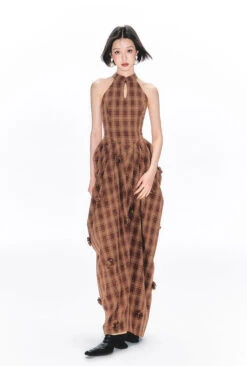Halter Neck Plaid Maxi Dress With Ruched Details -Modern Wear Shop O1CN01QLNjw21REgsgUzHVo 1048422080 67fcc64d cd03 4854 8e0c 56ae0c06ce99