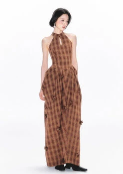Halter Neck Plaid Maxi Dress With Ruched Details -Modern Wear Shop O1CN01QLNjw21REgsgUzHVo 1048422080 774edb33 409d 434e 867b 1923d8afa07e