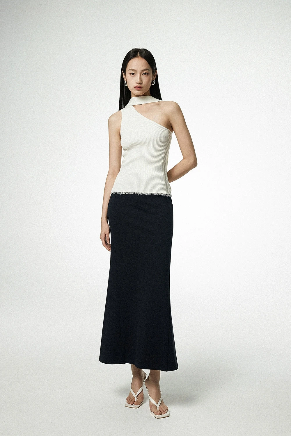 Asymmetrical Neck Sleeveless Ribbed Top 8 Asymmetrical Neck Sleeveless Ribbed Top - Image 8