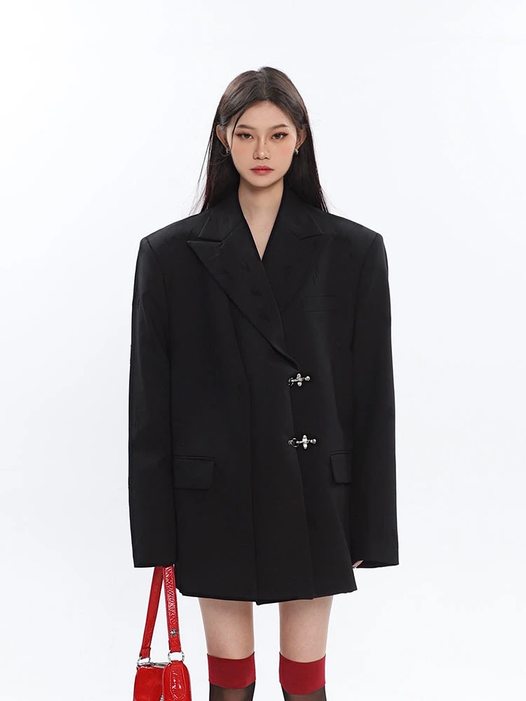 Oversized Notch Lapel Double-Breasted Blazer With Silver Accents 1 Oversized Notch Lapel Double-Breasted Blazer With Silver Accents