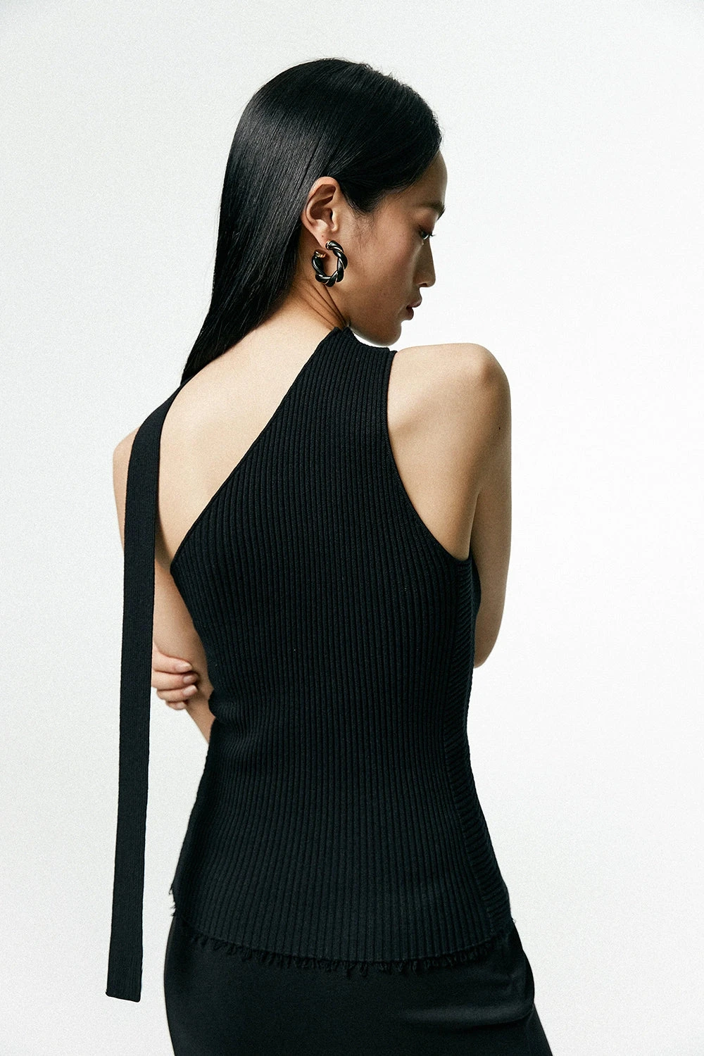 Asymmetrical Neck Sleeveless Ribbed Top 15 Asymmetrical Neck Sleeveless Ribbed Top - Image 15