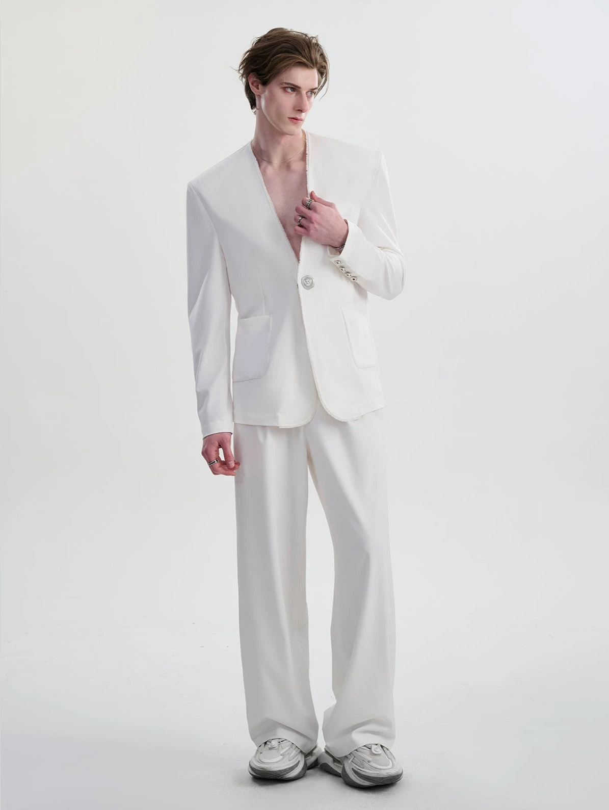 Distressed Hem Single Breasted Blazer With Patch Pockets 5 Distressed Hem Single Breasted Blazer With Patch Pockets - Image 5