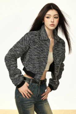 Textured Zip-Up Cropped Jacket With Contrast Ribbed Trim 21 Textured Zip-Up Cropped Jacket With Contrast Ribbed Trim -Modern Wear Shop O1CN01UBC0w01rwoxnVrv0P 2215877315696