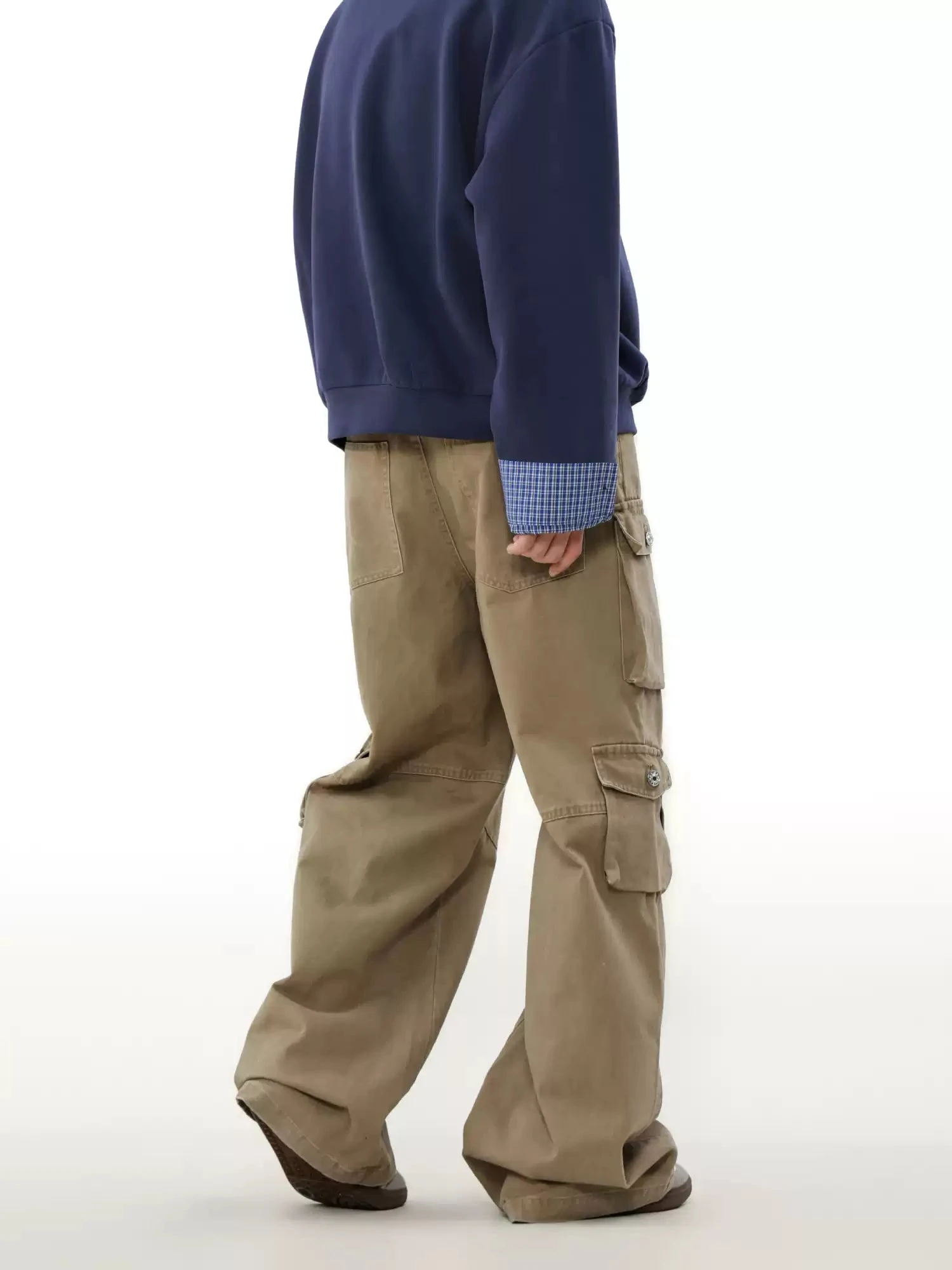 Utility Multi-Pocket Mid Rise Cargo Pants 4 Utility Multi-Pocket Mid Rise Cargo Pants - Image 4