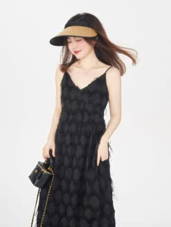 Textured Spaghetti Strap Midi Dress 24 Textured Spaghetti Strap Midi Dress -Modern Wear Shop O1CN01ZwWOwL1y6Kk7dqL49 75216529