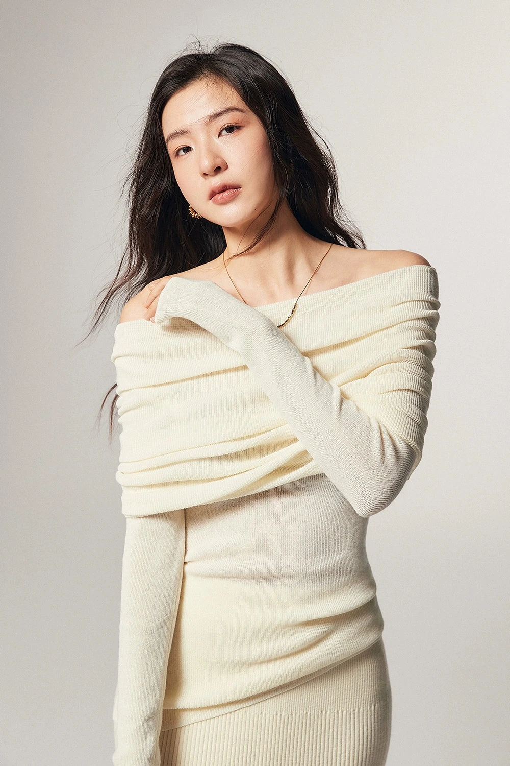 Off-Shoulder Ribbed Knit Layered Long Sleeve Sweater 2 Off-Shoulder Ribbed Knit Layered Long Sleeve Sweater - Image 2