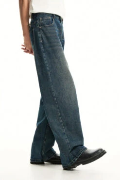 Wide Leg Vintage Faded Jeans 12 Wide Leg Vintage Faded Jeans -Modern Wear Shop O1CN01mWvAIj1cvhZoktTG4 2206708533663