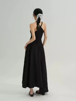 Textured Bodice Halterneck Maxi Dress -Modern Wear Shop O1CN01qclUp01t4REEHHknd 722875848 jpg q50 jpg ac82f99c 3da2 4c93 8590 c0ff015d9f28