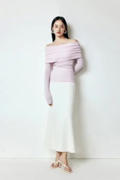 Off-Shoulder Ribbed Knit Long Sleeve Sweater Top 35 Off-Shoulder Ribbed Knit Long Sleeve Sweater Top -Modern Wear Shop O1CN01r8Kixa1toh44rhV9D 2206447005949