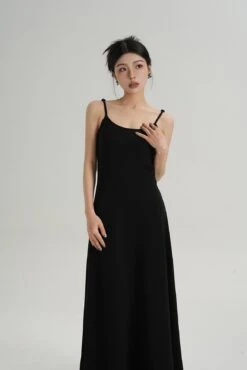 Adjustable Spaghetti Strap Maxi Dress -Modern Wear Shop O1CN01t1Nhcg1t4RDuSHXuh 722875848