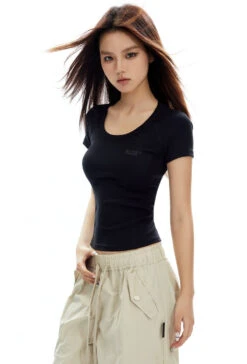 Ribbed Crew Neck Short Sleeve Baby Tee -Modern Wear Shop O1CN01xMy0VM2NBFVxMmowa 2200576249924