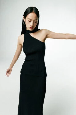 Asymmetrical Neck Sleeveless Ribbed Top 27 Asymmetrical Neck Sleeveless Ribbed Top -Modern Wear Shop O1CN01y6O3Rt1toh2aUCvuy 2206447005949