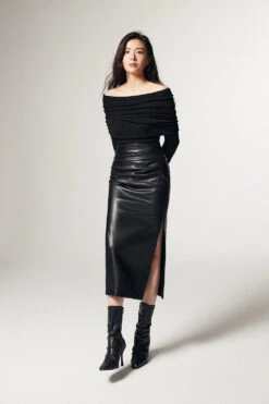 Off-Shoulder Ribbed Knit Layered Long Sleeve Sweater 35 Off-Shoulder Ribbed Knit Layered Long Sleeve Sweater -Modern Wear Shop O1CN01ygW8Ta1G1RO4gXVfJ 2209932910562