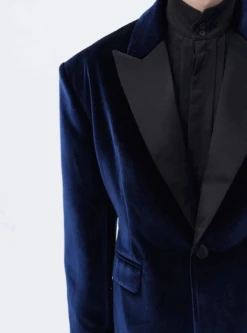 Oversized Wide-Fit Velvet Blazer With Contrast Lapel -Modern Wear Shop Screenshot2025 06 19180819