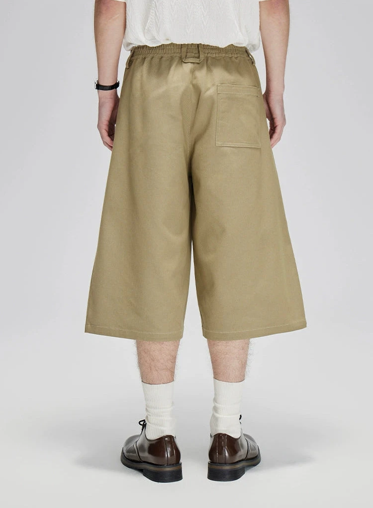 Elastic Waist Wide Leg Pleated Longline Bermuda Shorts 4 Elastic Waist Wide Leg Pleated Longline Bermuda Shorts - Image 4