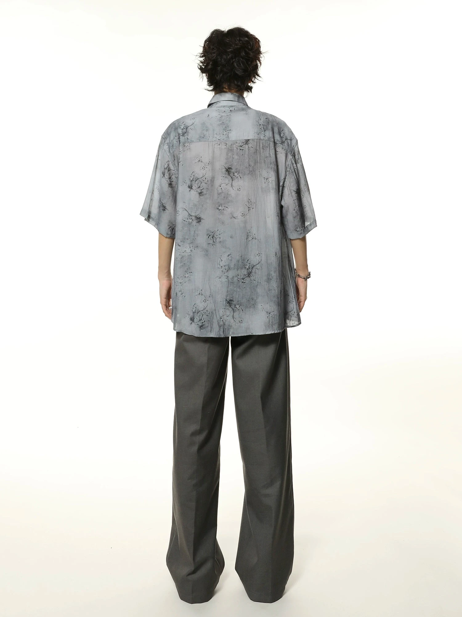Metallic Sheen Abstract Print Oversized Button-Up Shirt 6 Metallic Sheen Abstract Print Oversized Button-Up Shirt - Image 6