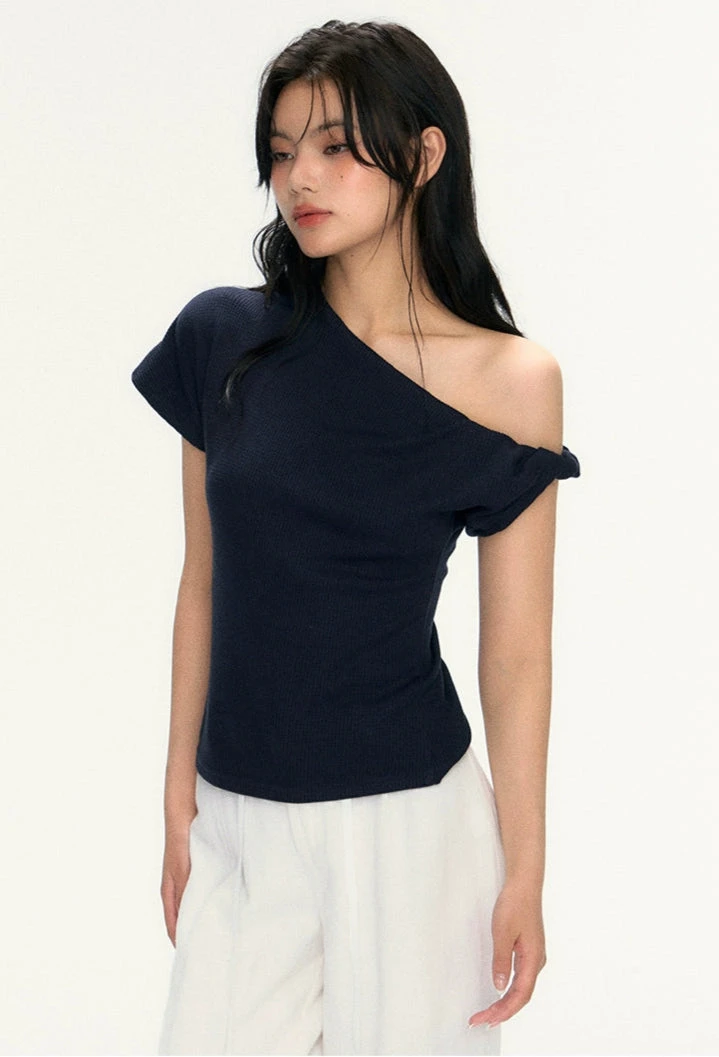 Asymmetric One Shoulder Ribbed Knit Top 4 Asymmetric One Shoulder Ribbed Knit Top - Image 4