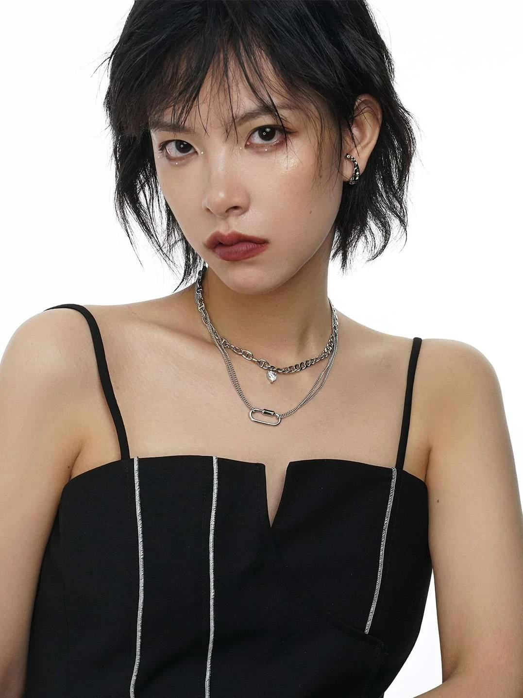 Multi Layer Chain Necklace With Heart Stud And Hollow Pendant 4 Multi Layer Chain Necklace With Heart Stud And Hollow Pendant - Image 4