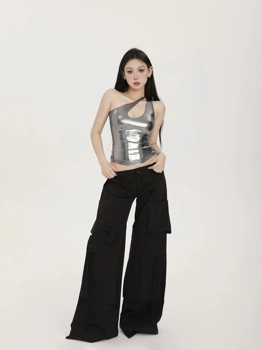 Metallic Asymmetric Cut-Out Halter Neck Crop Top 2 Metallic Asymmetric Cut-Out Halter Neck Crop Top - Image 2