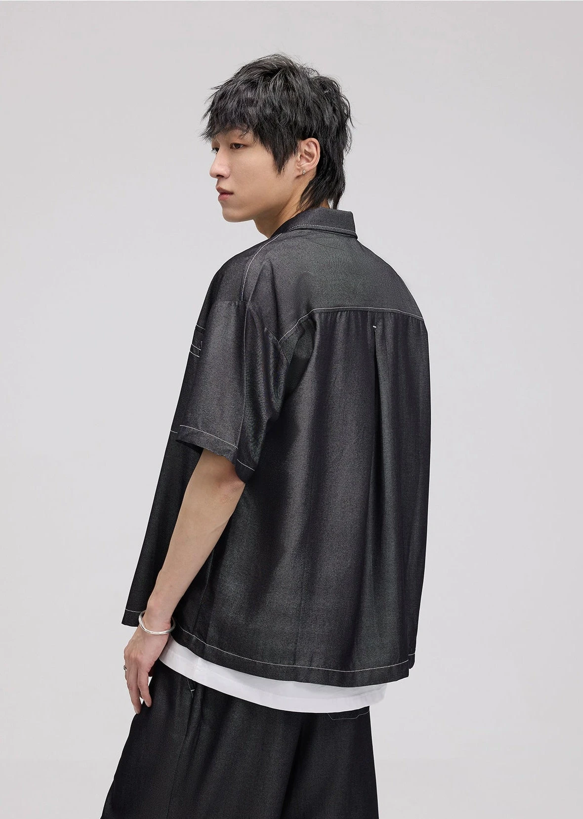 Textured Contrast Stitching Short Sleeve Button Shirt 6 Textured Contrast Stitching Short Sleeve Button Shirt - Image 6