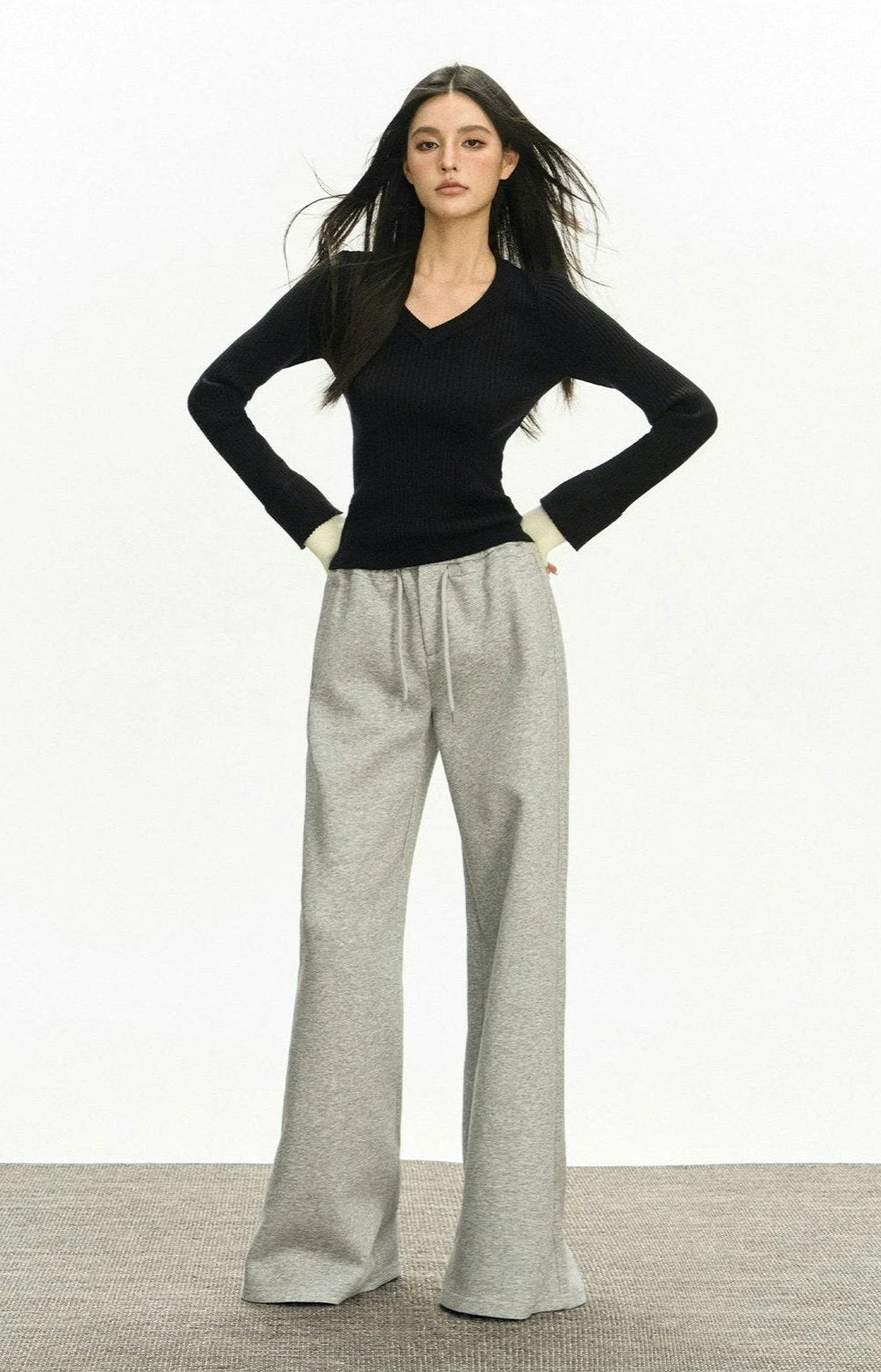 Ribbed V-Neck Two Tone Long Sleeve Knit Top 10 Ribbed V-Neck Two Tone Long Sleeve Knit Top - Image 10