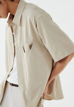 Collared Linen-Blend Button-Up Shirt 21 Collared Linen-Blend Button-Up Shirt -Modern Wear Shop ce106b695147a7436ae318cabe0ce5b4