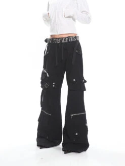 Wide-Leg Low Waist Cargo Pants With Multi-Pocket Detail -Modern Wear Shop d1820a99c97fea0f7915411f63801344