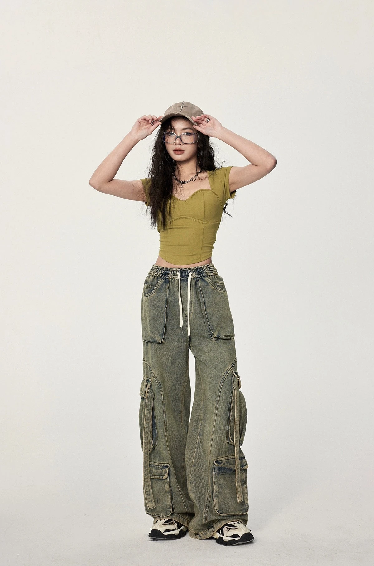 Twist-Back Crop Top With Scoop Neck 16 Twist-Back Crop Top With Scoop Neck - Image 16