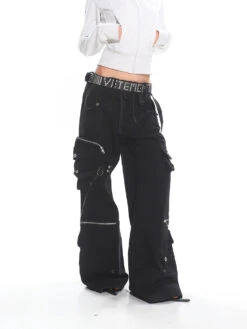 Wide-Leg Low Waist Cargo Pants With Multi-Pocket Detail -Modern Wear Shop d55baca105993e321d6c5c87cb01e485