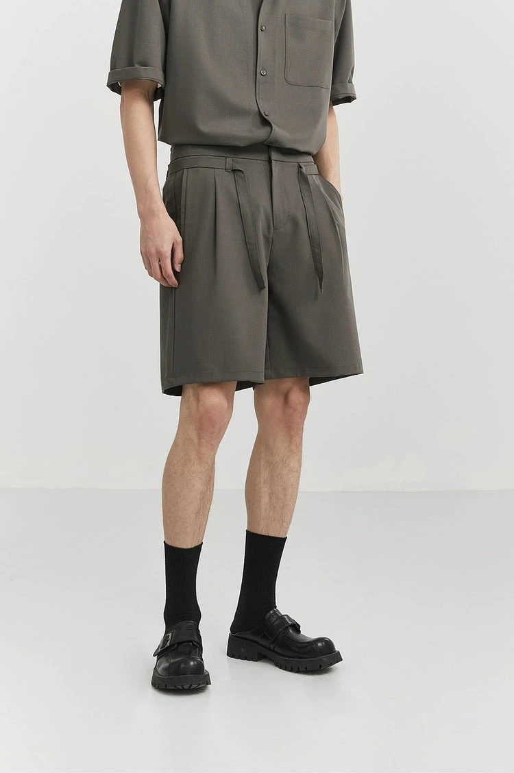 Pleated Drawstring-Belted Shorts 4 Pleated Drawstring-Belted Shorts - Image 4