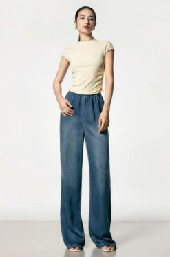 Ruched Side Short Sleeve Baby Tee 25 Ruched Side Short Sleeve Baby Tee -Modern Wear Shop e135e5ec05abf7e5ea1aee1181439522