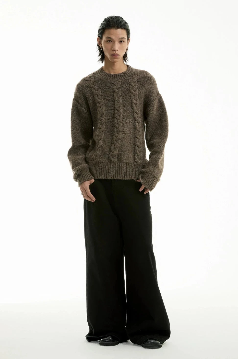 Cable Knit Crewneck Ribbed High-Hem Sweater 7 Cable Knit Crewneck Ribbed High-Hem Sweater - Image 7