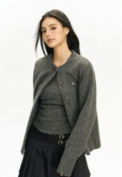 Ribbed Trim Slim Round-Neck Cardigan -Modern Wear Shop e52e2af0150682dce4da33f8e8ed7715