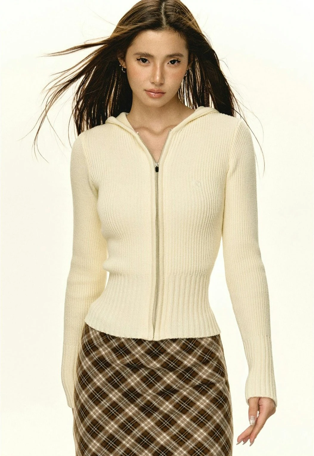 Slim Ribbed Zip-Up Hooded Sweater 4 Slim Ribbed Zip-Up Hooded Sweater - Image 4