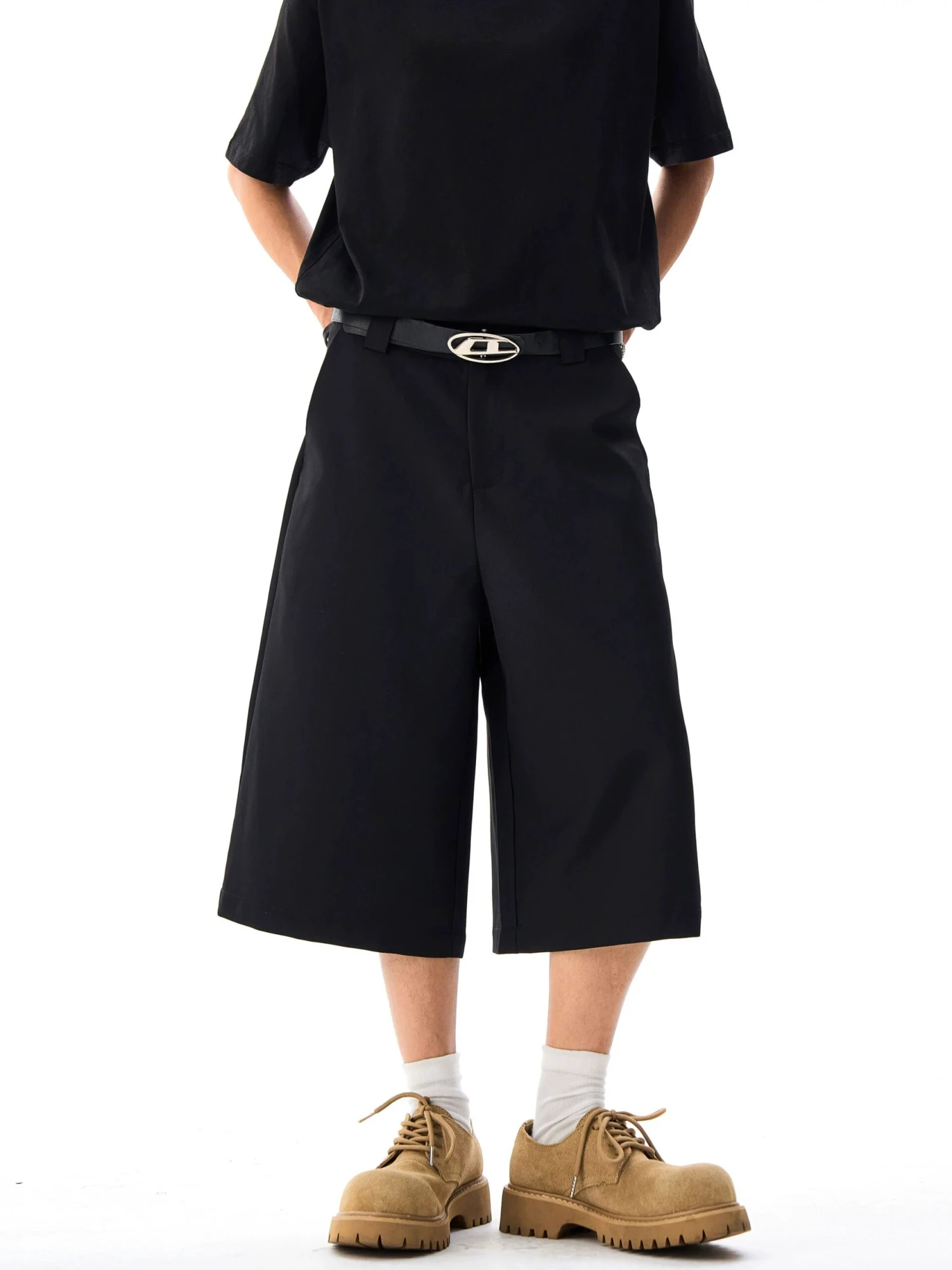Wide Leg Tailored Bermuda Shorts 2 Wide Leg Tailored Bermuda Shorts - Image 2