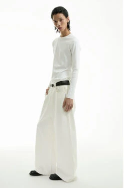 Low Waist Wide Leg Denim Jeans With Pockets 23 Low Waist Wide Leg Denim Jeans With Pockets -Modern Wear Shop f47c98847acbf108b6f3e12a15636300 1