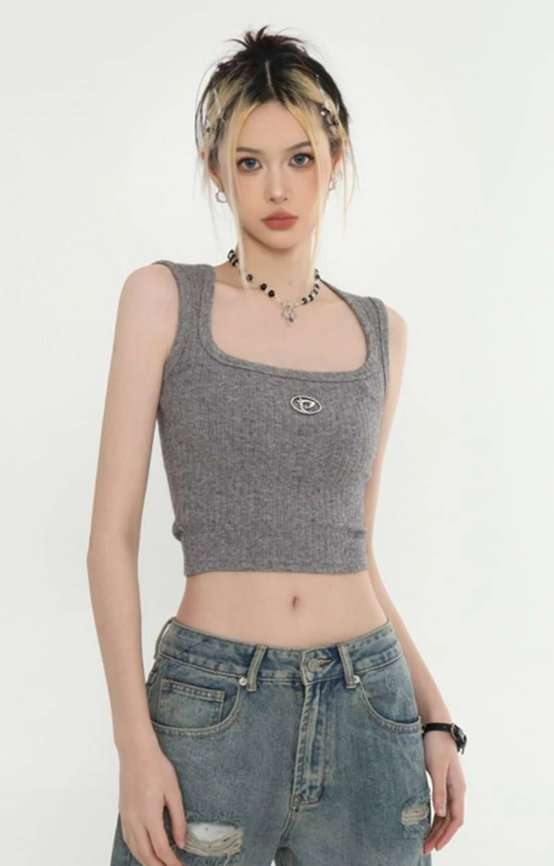 Square Neck Ribbed Sleeveless Cropped Top 3 Square Neck Ribbed Sleeveless Cropped Top - Image 3