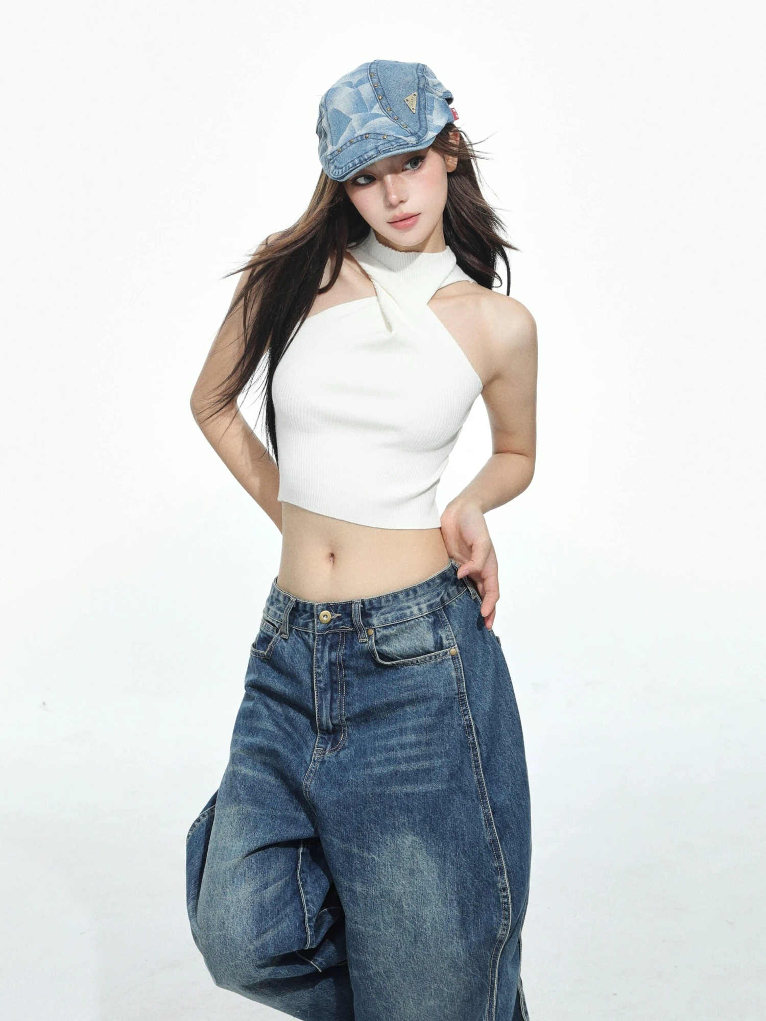 Twist Halter Neck Ribbed Crop Top 1 Twist Halter Neck Ribbed Crop Top